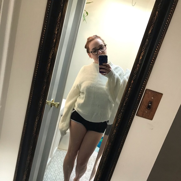 SHEIN sweater - Picture 2 of 4